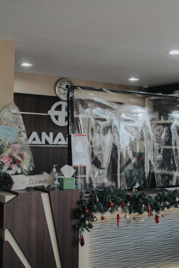 Granada Inn Palu Esterno foto