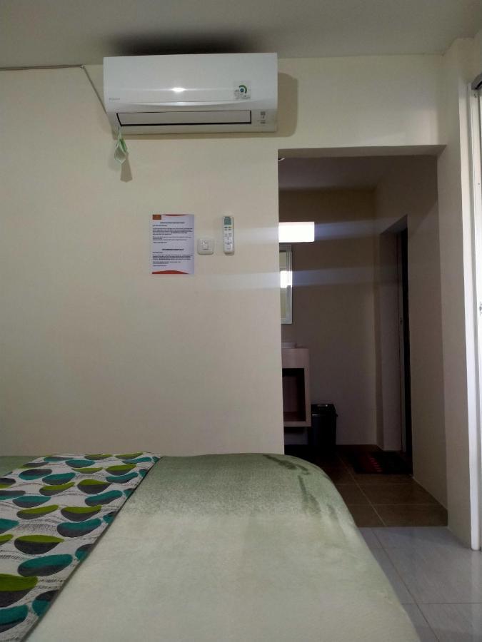 Granada Inn Palu Esterno foto