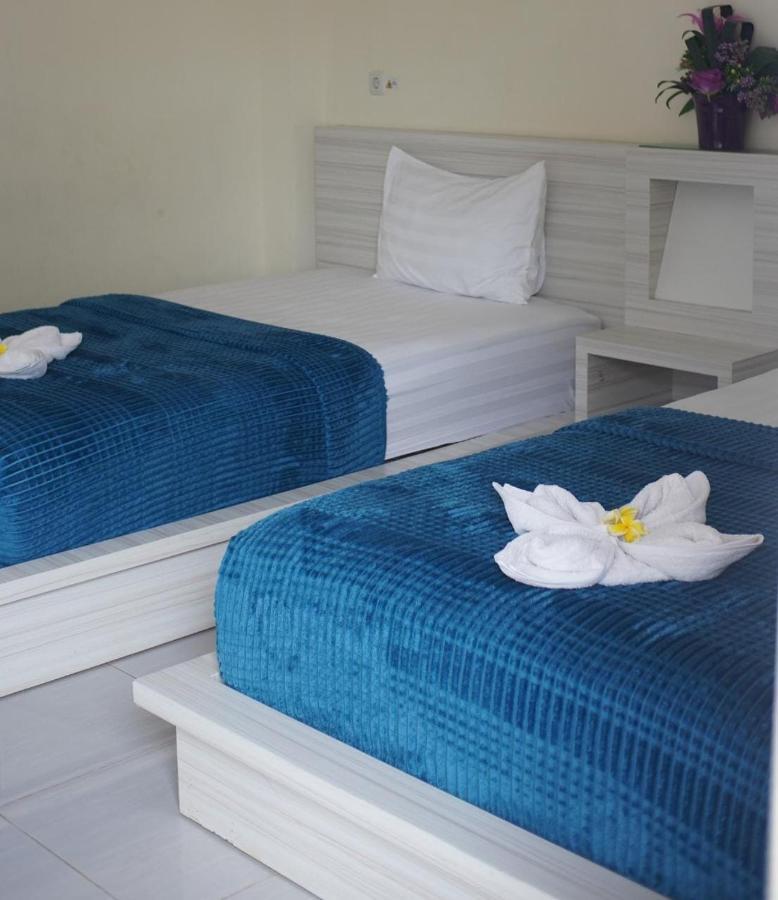 Granada Inn Palu Esterno foto